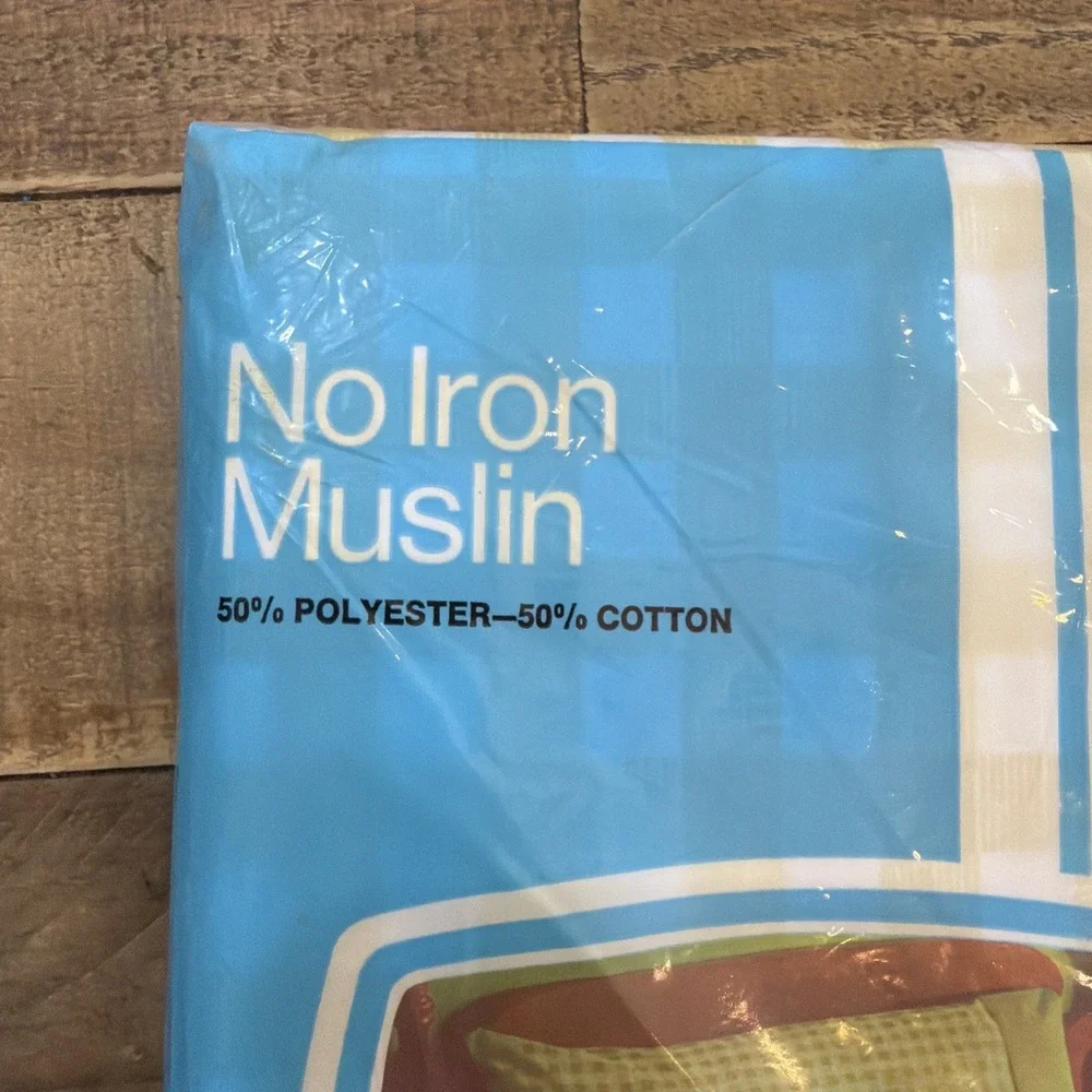 Vintage JC Penney No Iron Muslin One Fitted Sheet Twin Size Yellow NIP For 39x75